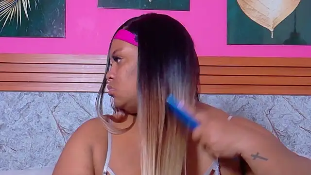 Živý XXX chat matureahomegirl