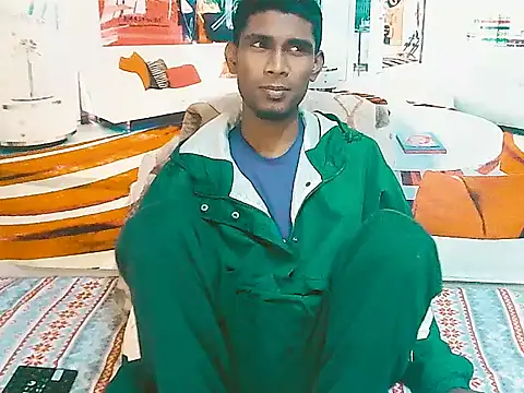 IndianThuggin Adlı Modelin Web Kamerası Şovu