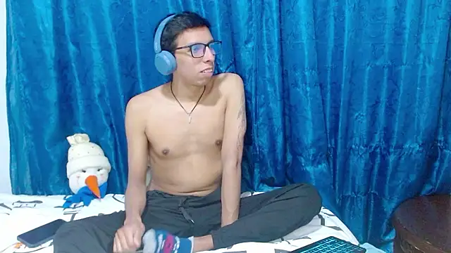 Soyd_twink Adlı Modelin Web Kamerası Şovu