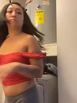 babygirlesme Show in webcam