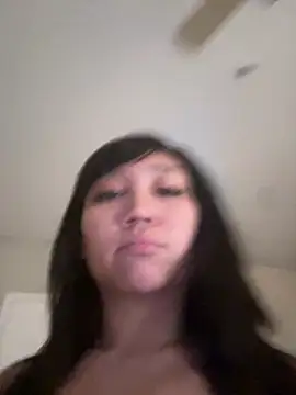 הופעת וובקאם של babygirlesme