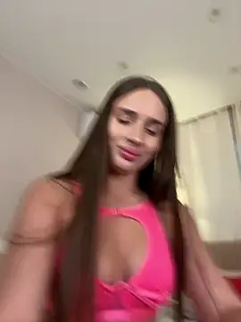 צ'אט XXX בשידור חי של LillyNatty18