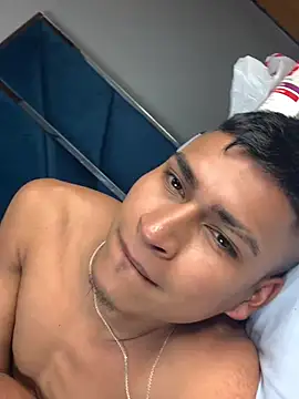 Emiliano_Reyes webkamerás műsora
