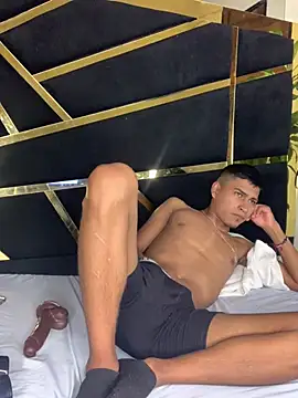 Emiliano_Reyes webkamerás műsora