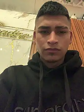 عرض كام Emiliano_Reyes
