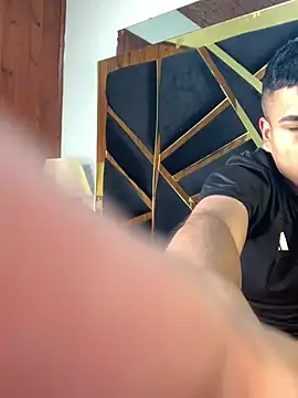 Emiliano_Reyes 网络视讯表演