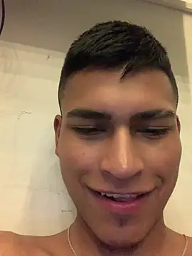 Show de webcam de Emiliano_Reyes