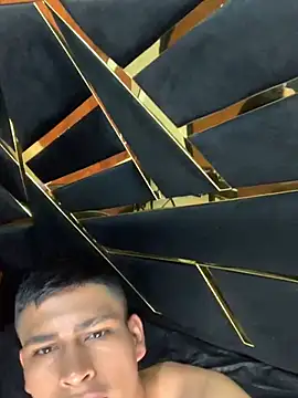 Emiliano_Reyes Webcam-Show
