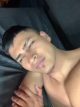 Emiliano_Reyes 网络视讯表演