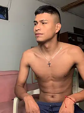 Emiliano_Reyes Pertunjukan Webcam