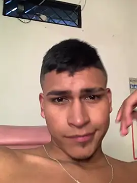 Emiliano_Reyes webkamerás műsora