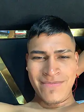 הופעת וובקאם של Emiliano_Reyes