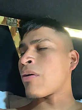 Emiliano_Reyes Pertunjukan Webcam