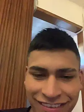 Show de webcam de Emiliano_Reyes