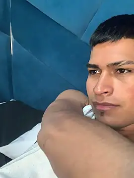 Show de Emiliano_Reyes na webcam