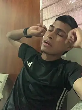 הופעת וובקאם של Emiliano_Reyes