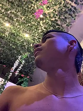 Emiliano_Reyes Webcam show