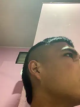 عرض كام Emiliano_Reyes