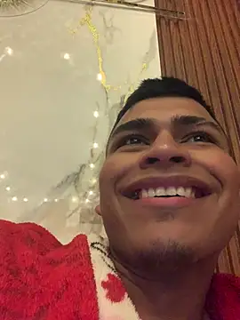 Emiliano_Reyes Pertunjukan Webcam
