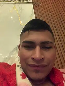 Emiliano_Reyes Pertunjukan Webcam