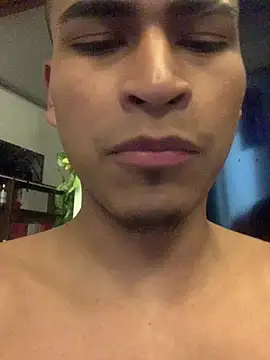 Emiliano_Reyes 웹캠 쇼