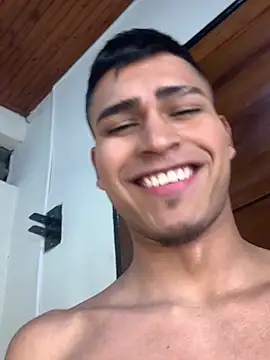 Emiliano_Reyes Pertunjukan Webcam