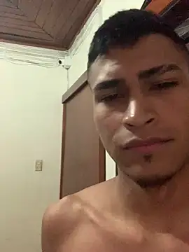 Emiliano_Reyesのウェブカメラショー