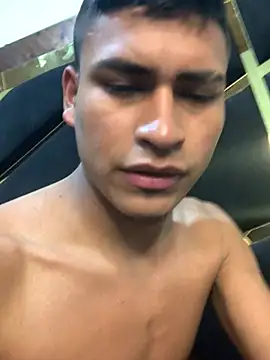 Show de webcam de Emiliano_Reyes