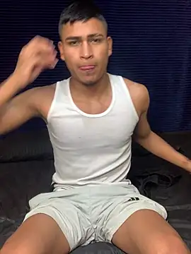 Emiliano_Reyes 网络视讯表演
