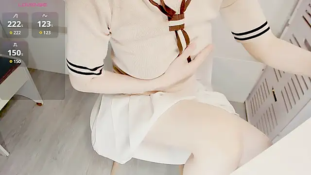 mimi_babyyy Adlı Modelin Canlı XXX Sohbeti