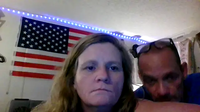 Chubby_Bunny2's Webcam Show