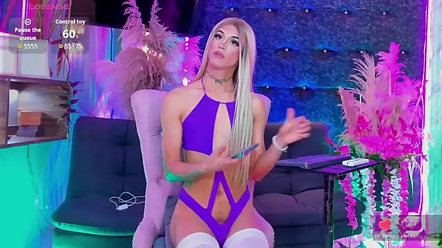 Queens_Wonders_Blonders ওয়েবক্যাম শো