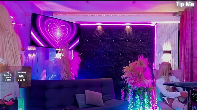Show Webcam de Queens_Wonders_Blonders