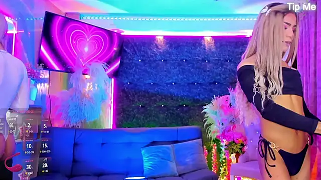 โชว์เว็บแคมของ Queens_Wonders_Blonders