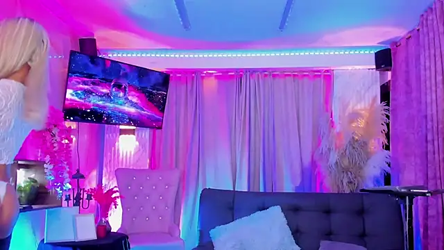 Queens_Wonders_Blondersのウェブカメラショー