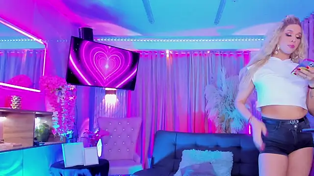 Queens_Wonders_Blonders Webcam-Show