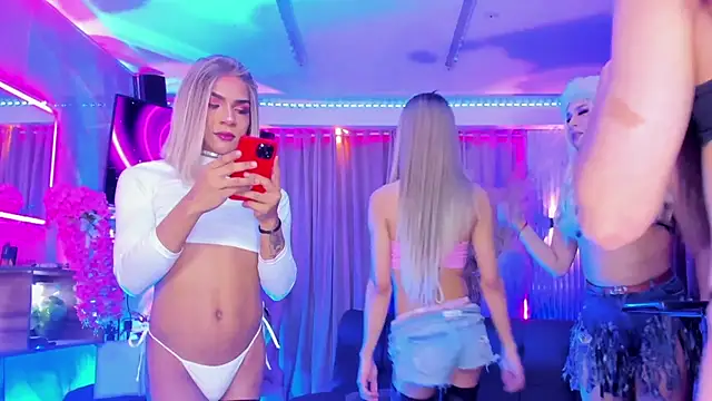 عرض كام Queens_Wonders_Blonders