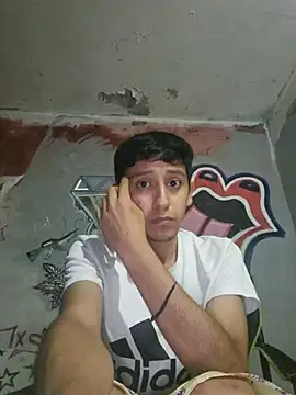 Pedropuente200's Webcam Show
