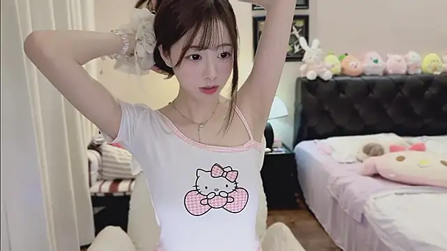 Evacute-top Adlı Modelin Canlı XXX Sohbeti