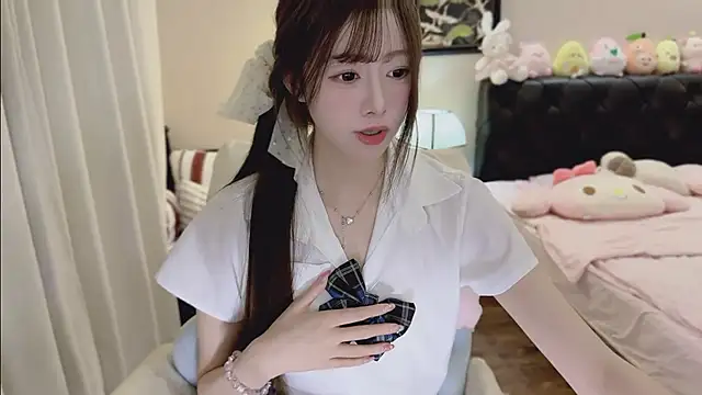 Evacute-top's Webcam Show