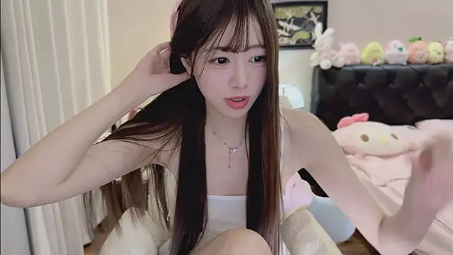 Evacute-top's Live XXX Chat