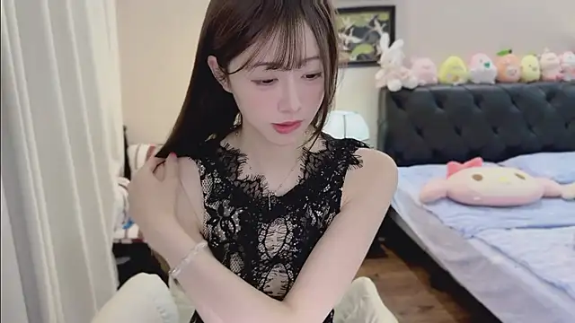 XXX chat uživo modela Evacute-top