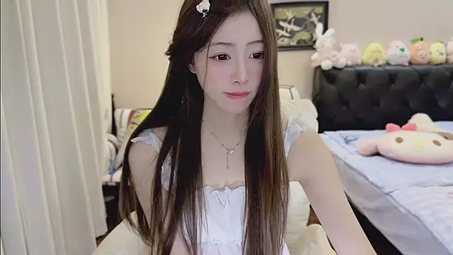 Evacute-top's Live XXX Chat