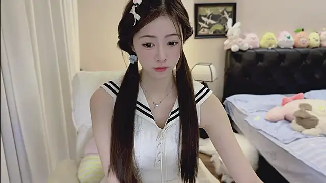 Evacute-top Chat XXX live