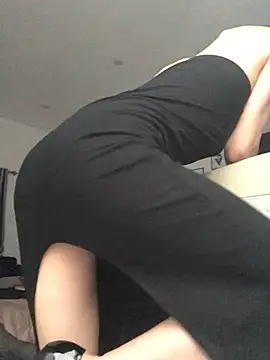 Writhing_First Show Webcam