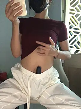 Writhing_First Chat XXX live
