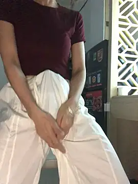 Writhing_First Webcam-Show