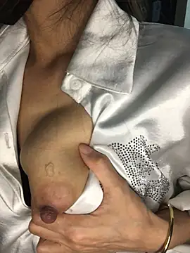 Writhing_First Webcam-Show