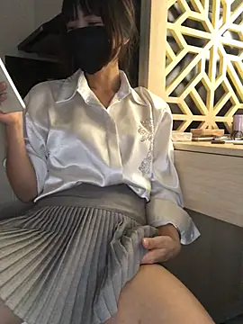 Writhing_First – Kamerová šou