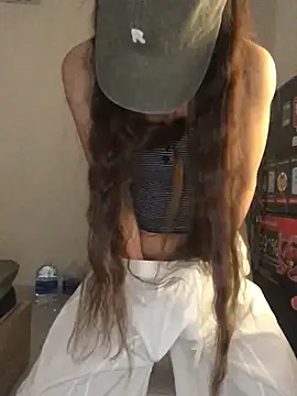 צ'אט XXX בשידור חי של Writhing_First